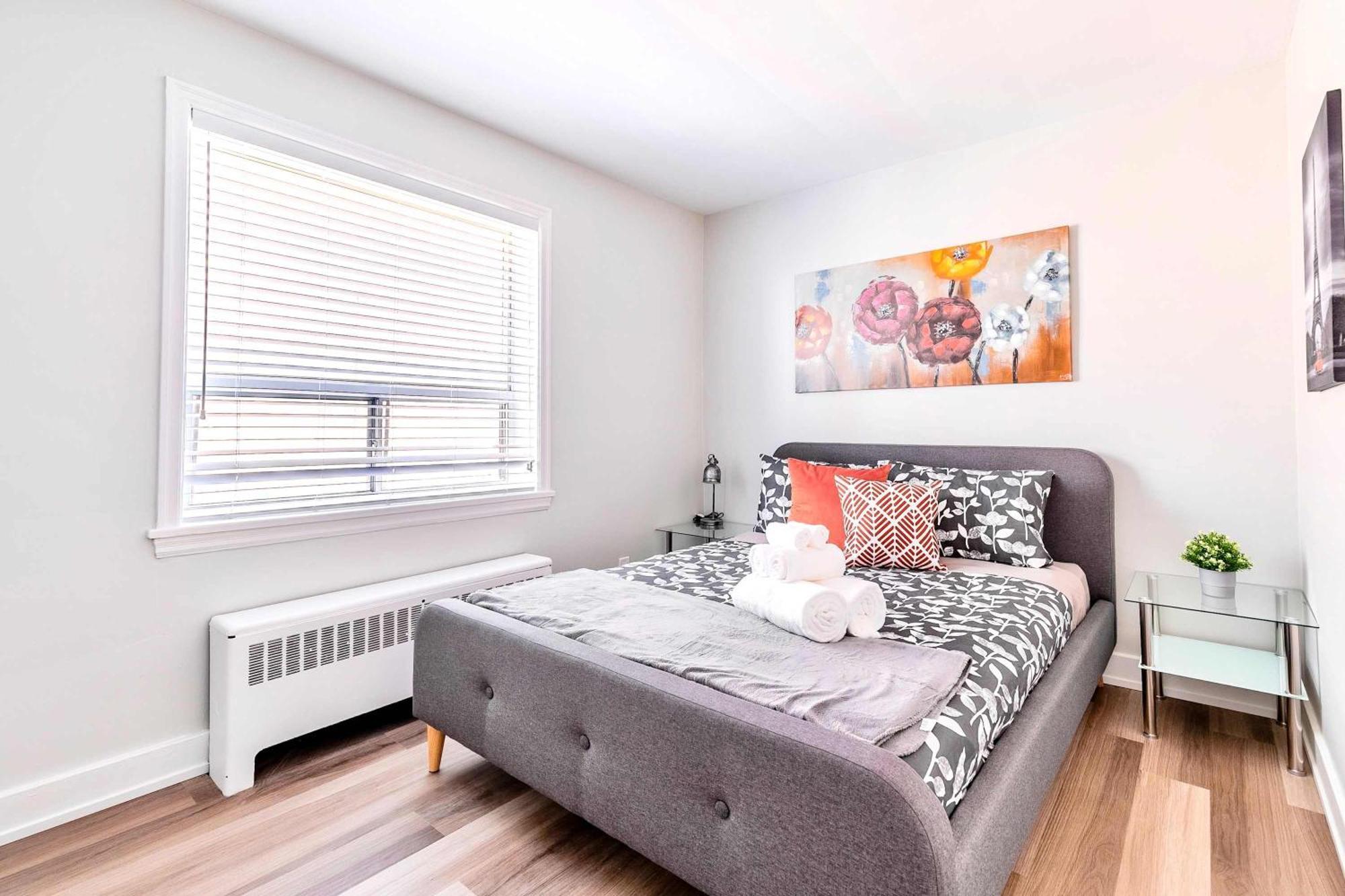 Modern Apartment In Corktown Hamilton Sleeps 4 Екстер'єр фото
